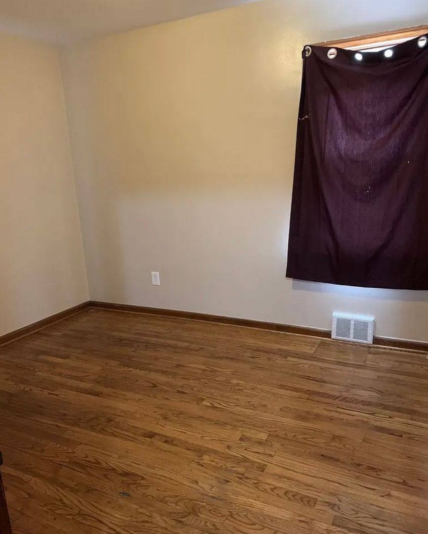 House for rent at 19661 Kenosha St, Harper Woods, MI 48225