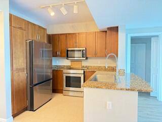 Apartment for rent at 350 N Federal Highway 3501006S, Boynton Beach, FL 33435