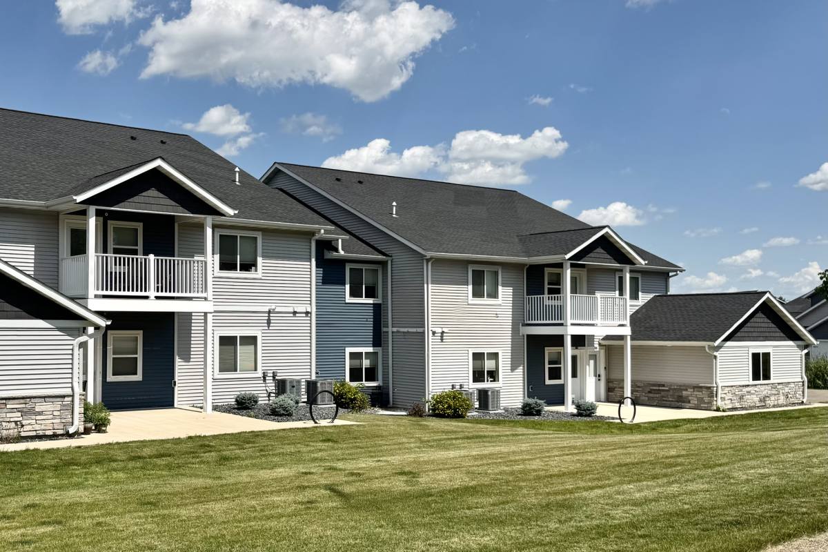 Apartment for rent at 714 Peregrine Circle, River Falls, WI 54022