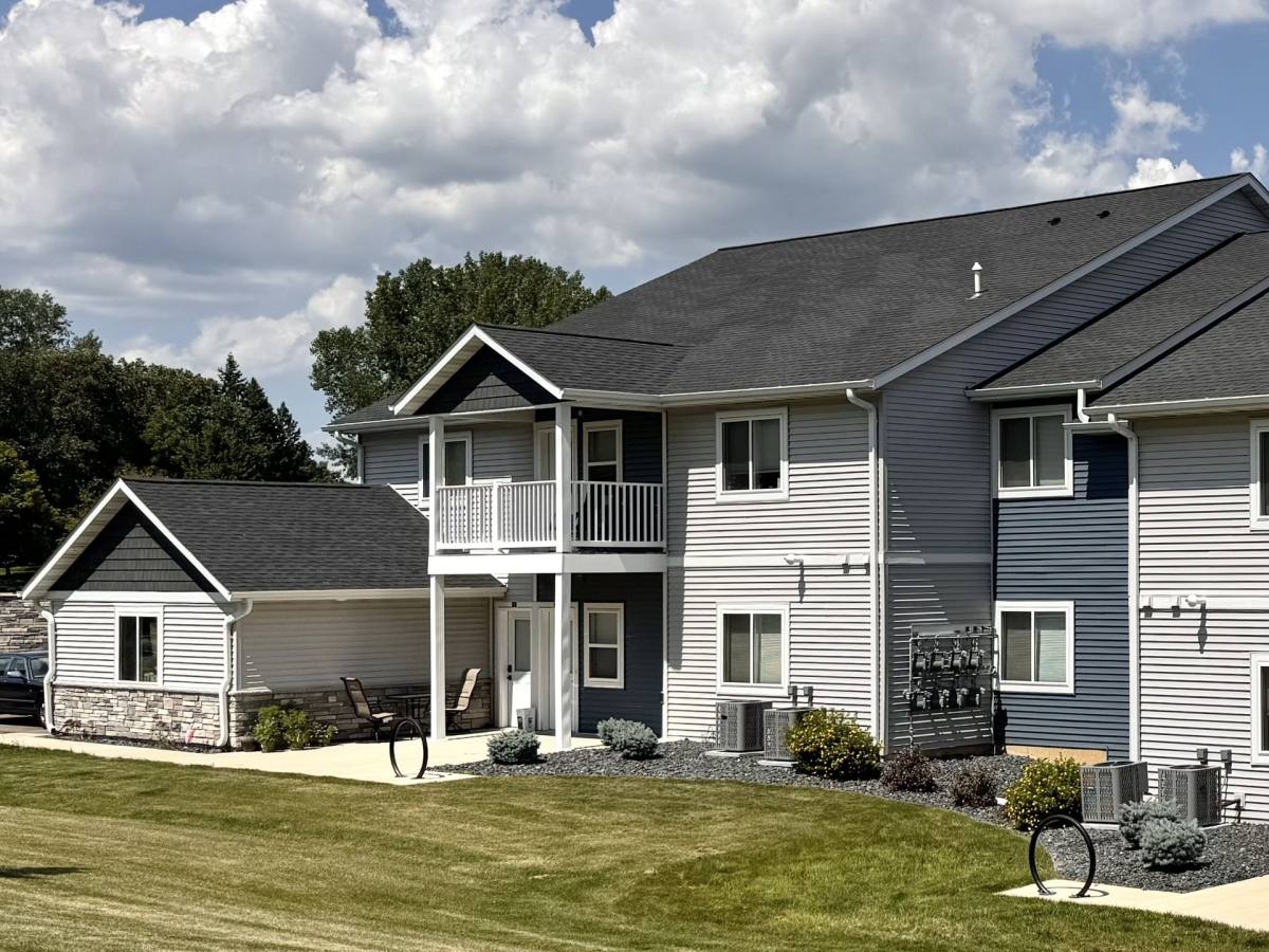 Apartment for rent at 714 Peregrine Circle, River Falls, WI 54022