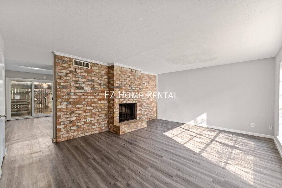 Townhouse for rent at 4154 Belle Park Dr, Houston, TX 77072