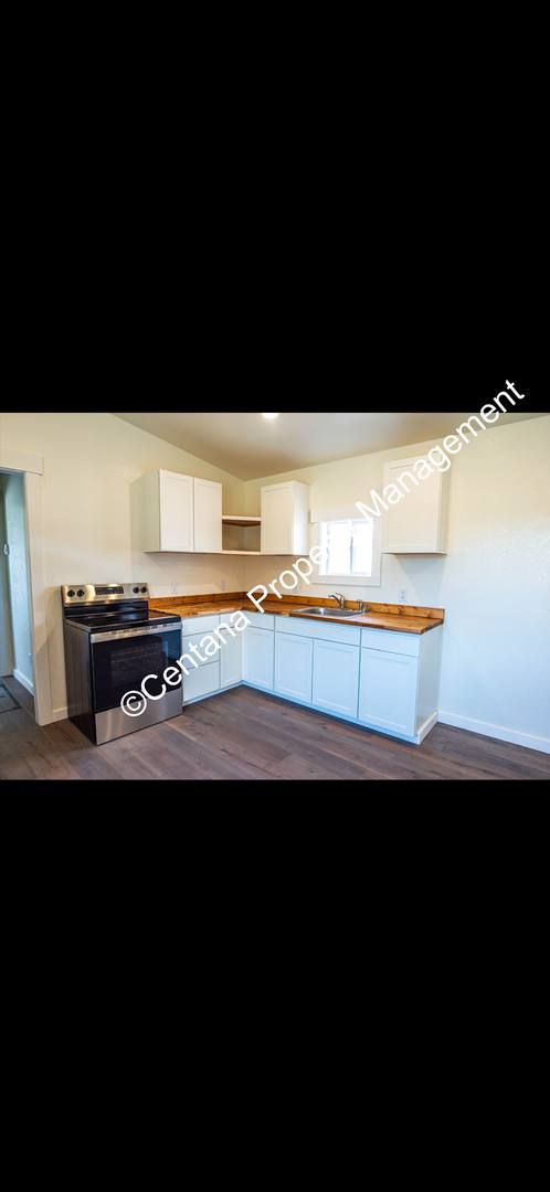 Apartment for rent at 3712-3714 S Wyoming St, Butte, MT 59701