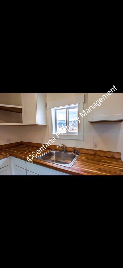 Apartment for rent at 3712-3714 S Wyoming St, Butte, MT 59701