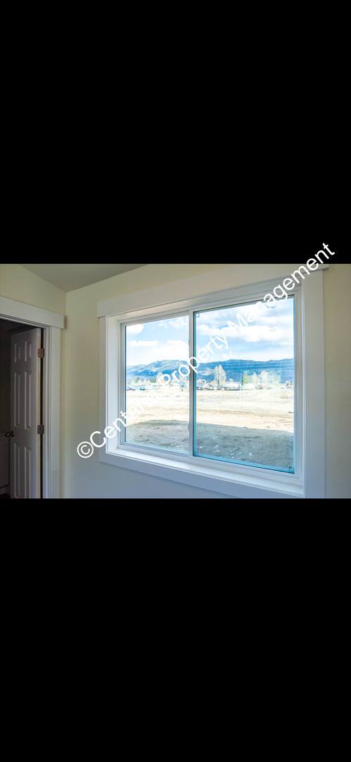 Apartment for rent at 3712-3714 S Wyoming St, Butte, MT 59701