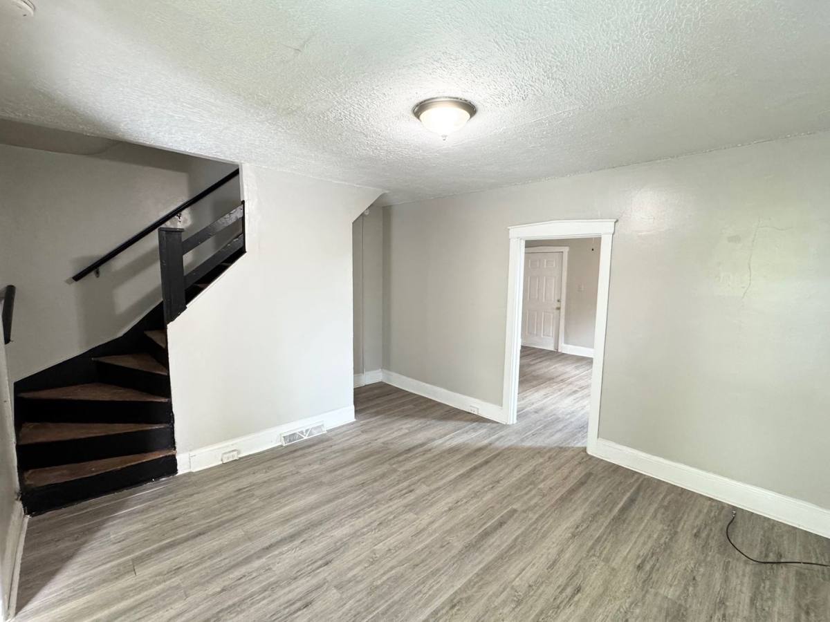 House for rent at 1013 Willow St Pike, Lancaster, PA 17602