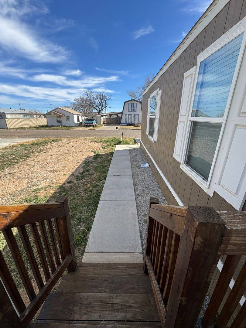 House for rent at 306 3rd St, Wolfforth, TX 79382