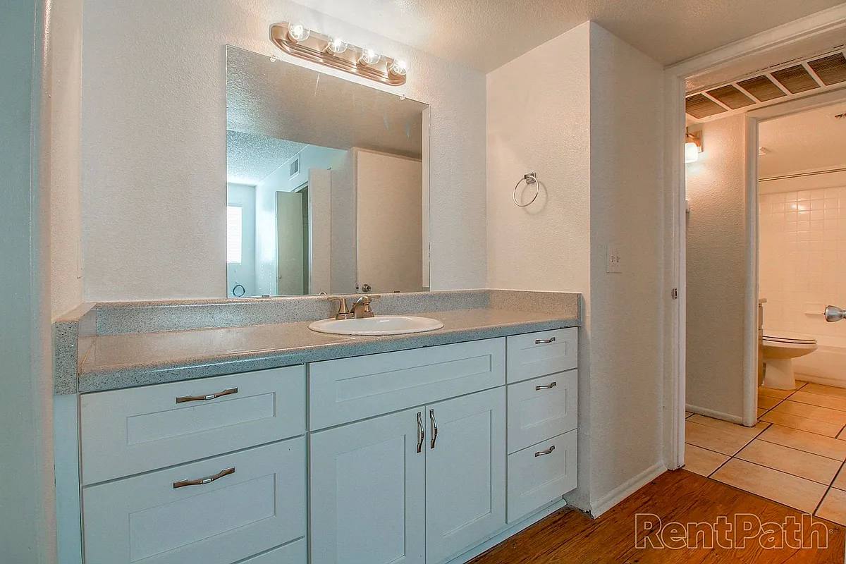 Apartment for rent at 1510 N 48th St #315, Phoenix, AZ 85008
