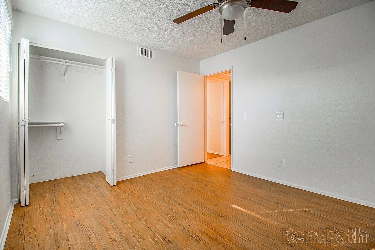 Apartment for rent at 1510 N 48th St #315, Phoenix, AZ 85008