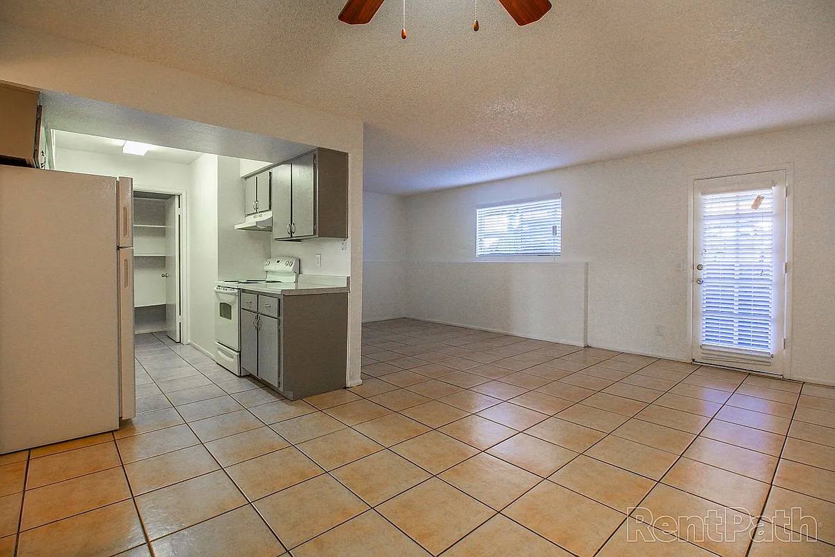 Apartment for rent at 1510 N 48th St #315, Phoenix, AZ 85008
