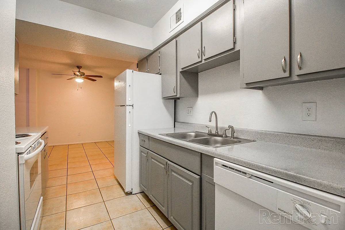 Apartment for rent at 1510 N 48th St #315, Phoenix, AZ 85008