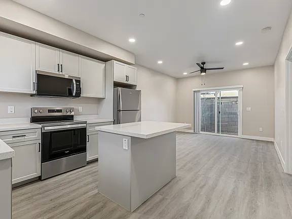Apartment for rent at 1435 E Taylor St Az #203, Phoenix, AZ 85006