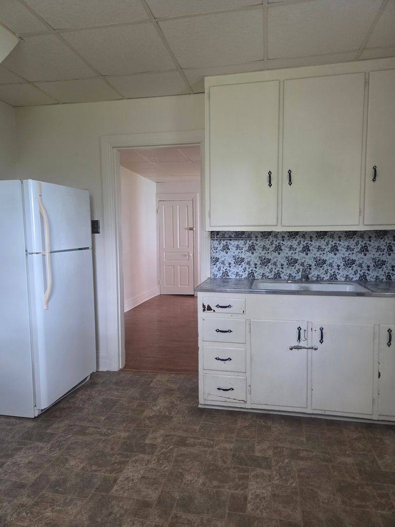 Apartment for rent at 2004 W Market St, York, PA 17404