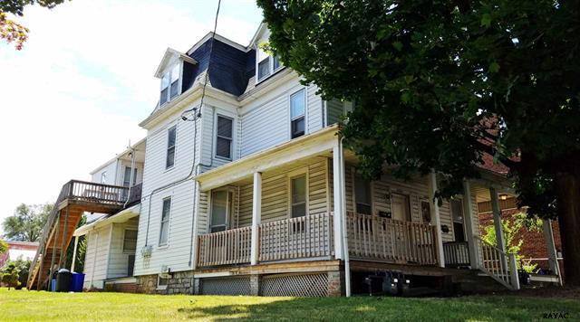 Apartment for rent at 2004 W Market St, York, PA 17404