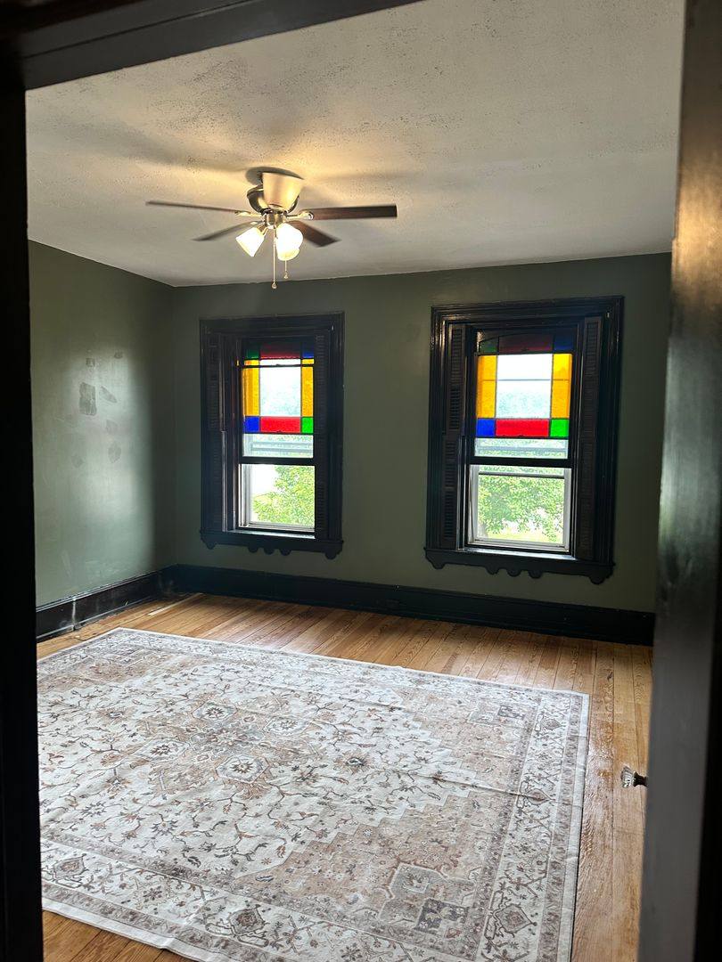 Apartment for rent at 138 S Carlisle St, Greencastle, PA 17225