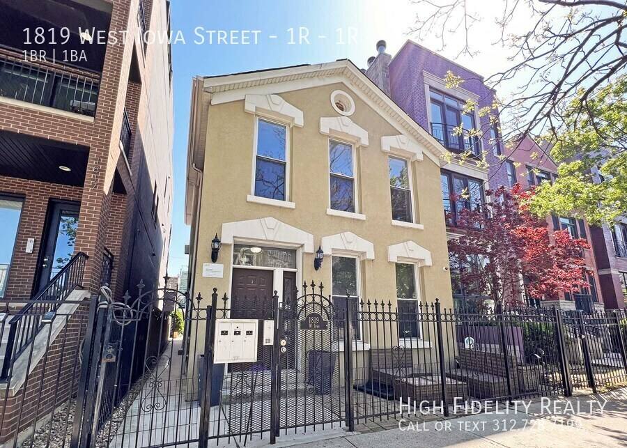 Apartment for rent at 1819 W Iowa St #1R, Chicago, IL 60622