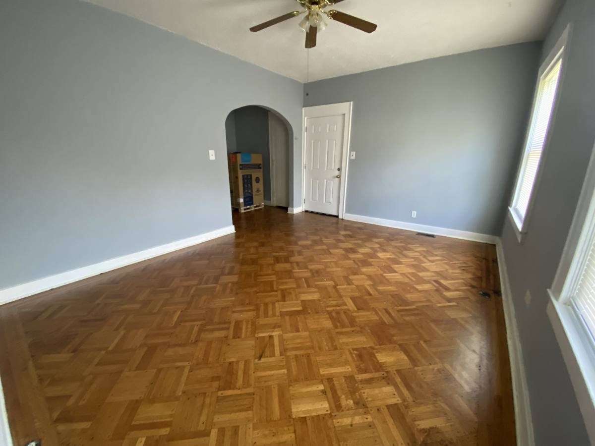 Apartment for rent at 305 W Whitney Ave #204, Louisville, KY 40214