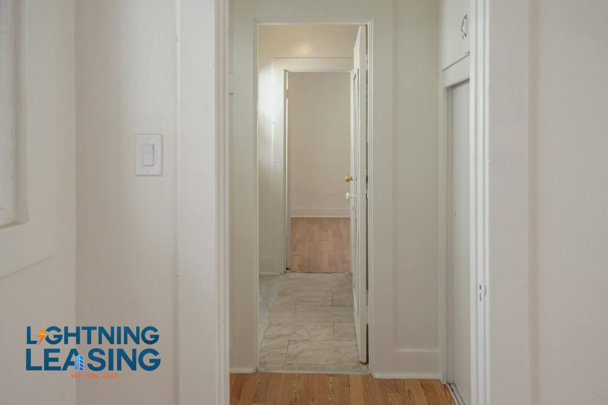 Apartment for rent at 1318 N Serrano #1326, Los Angeles, CA 90027