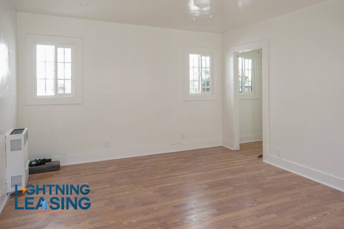 Apartment for rent at 1318 N Serrano #1326, Los Angeles, CA 90027