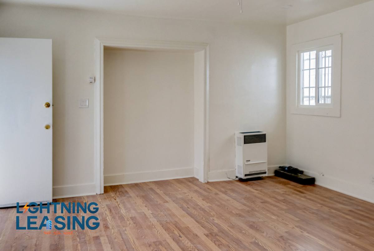 Apartment for rent at 1318 N Serrano #1326, Los Angeles, CA 90027