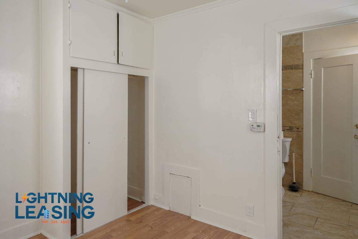 Apartment for rent at 1318 N Serrano #1326, Los Angeles, CA 90027
