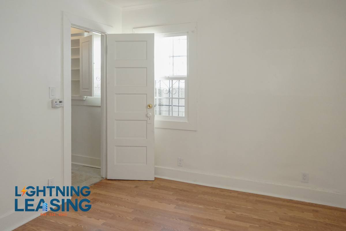 Apartment for rent at 1318 N Serrano #1326, Los Angeles, CA 90027
