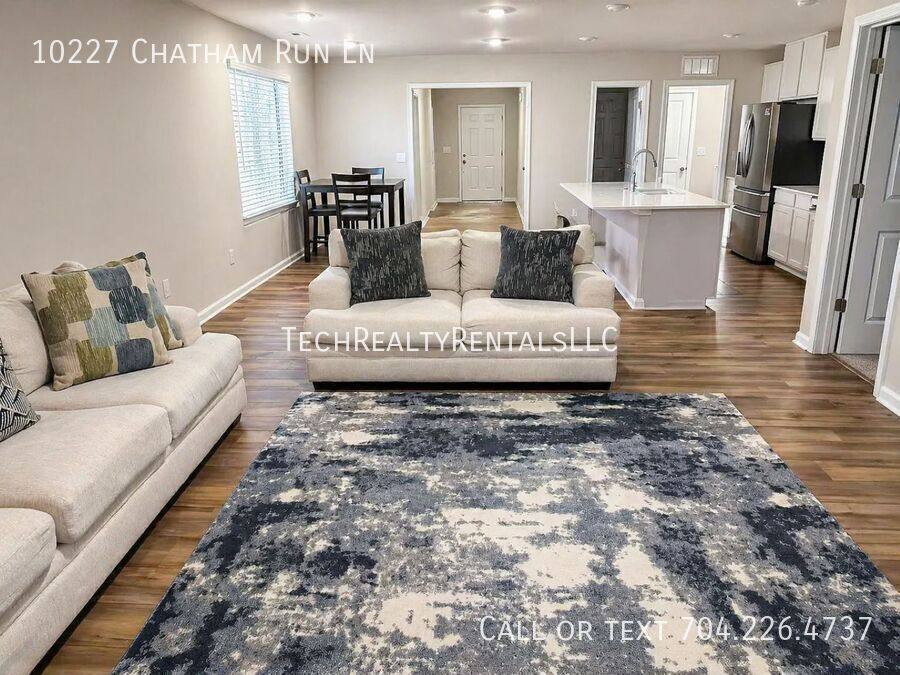 House for rent at 10227 Chatham Run Lane, Charlotte, NC 28262