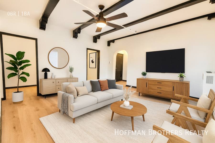 Apartment for rent at 4151 3rd Ave #103, Los Angeles, CA 90008