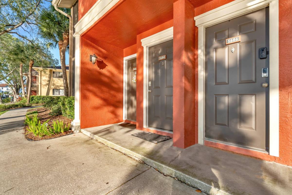 Condo for rent at 5684 Baywater Dr, Tampa, FL 33615