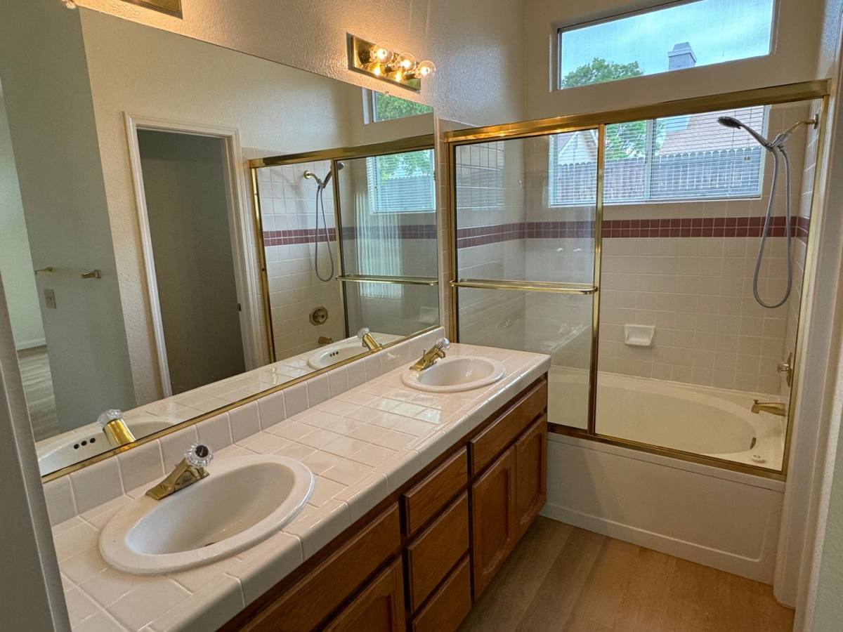House for rent at 1422 Lorimer Way, Roseville, CA 95747