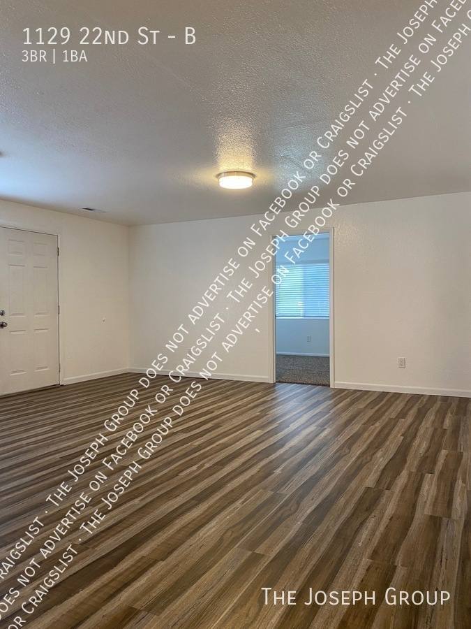 Apartment for rent at 1129 22nd St #B, Bellingham, WA 98225