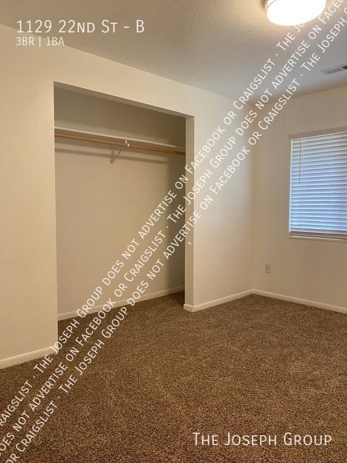 Apartment for rent at 1129 22nd St #B, Bellingham, WA 98225
