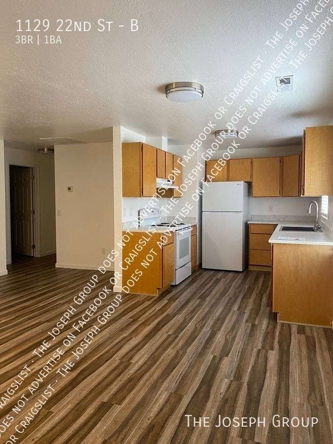 Apartment for rent at 1129 22nd St #B, Bellingham, WA 98225