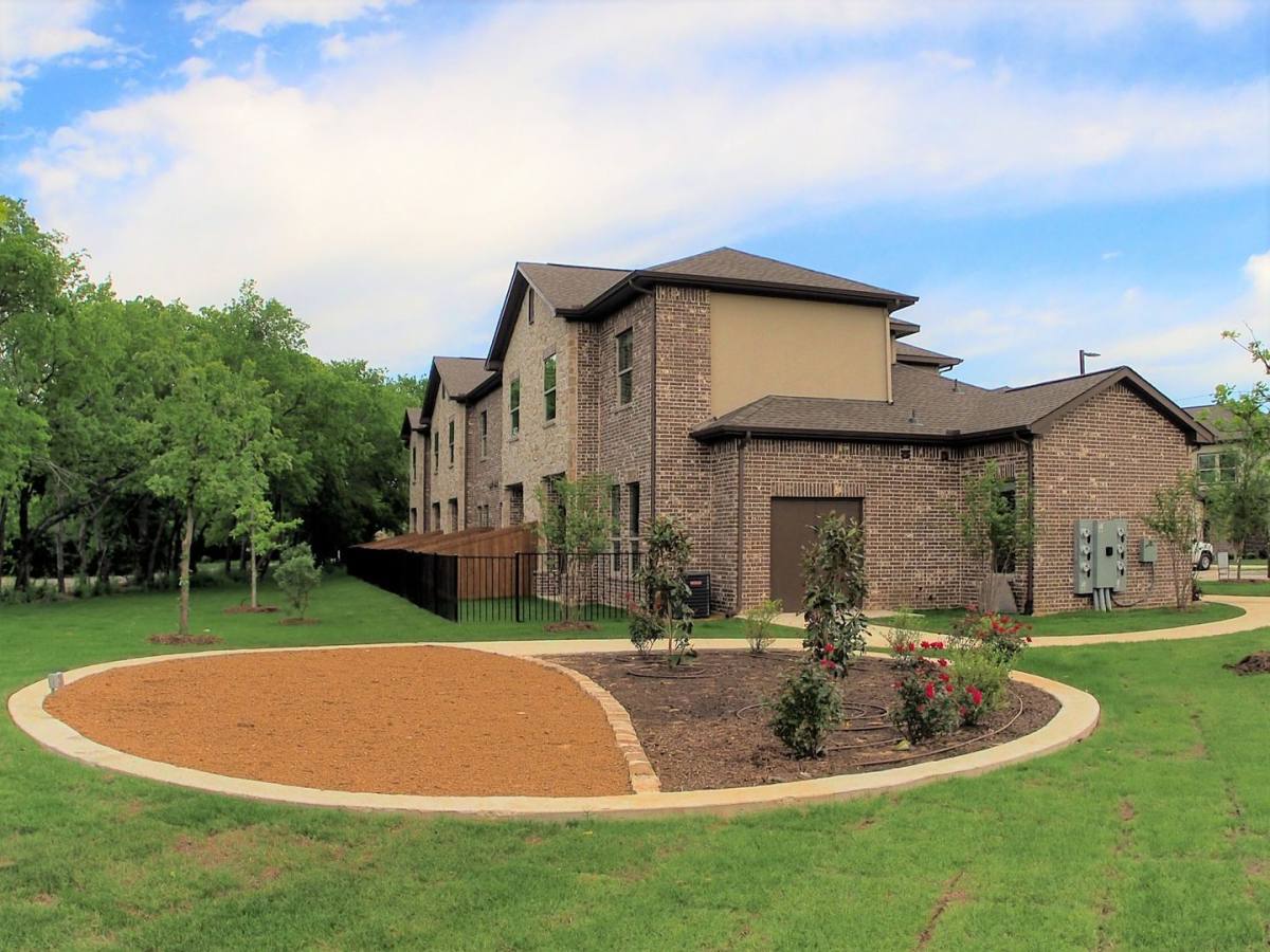 Townhouse for rent at 1601 Riney Rd #106, Denton, TX 76207