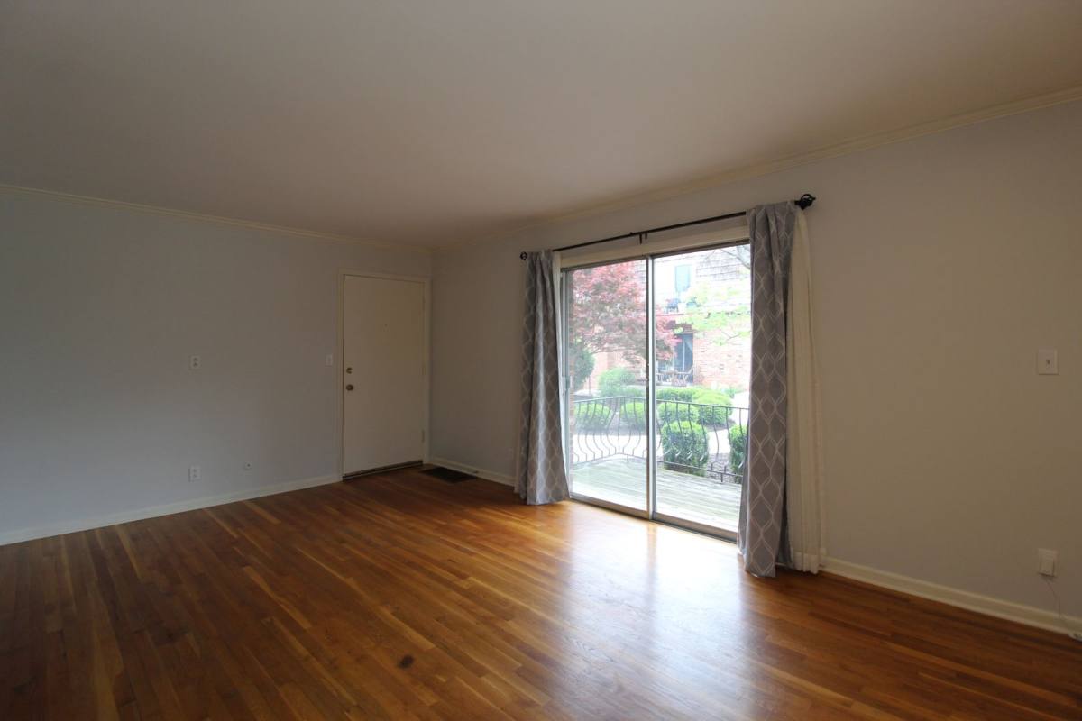 Condo for rent at 4428 Jarboe St, Kansas City, MO 64111