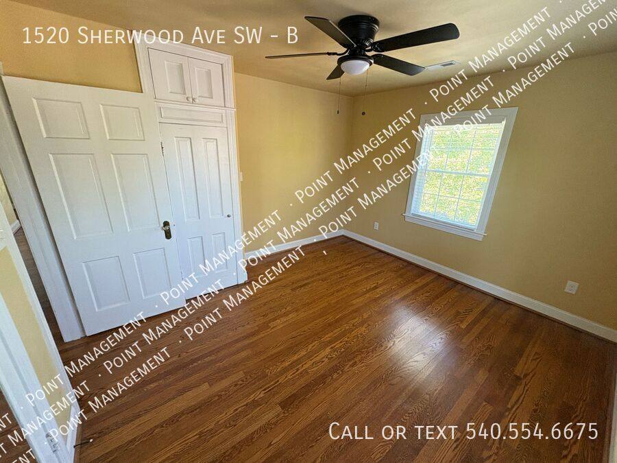 Apartment for rent at 1520 Sherwood Ave SW #B, Roanoke, VA 24015
