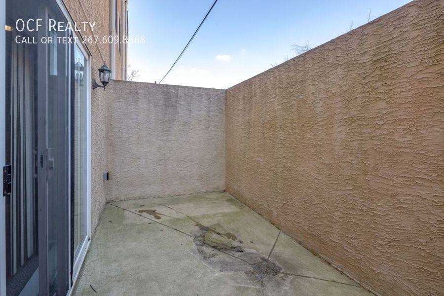 Apartment for rent at 2631 Catharine St #A, Philadelphia, PA 19146