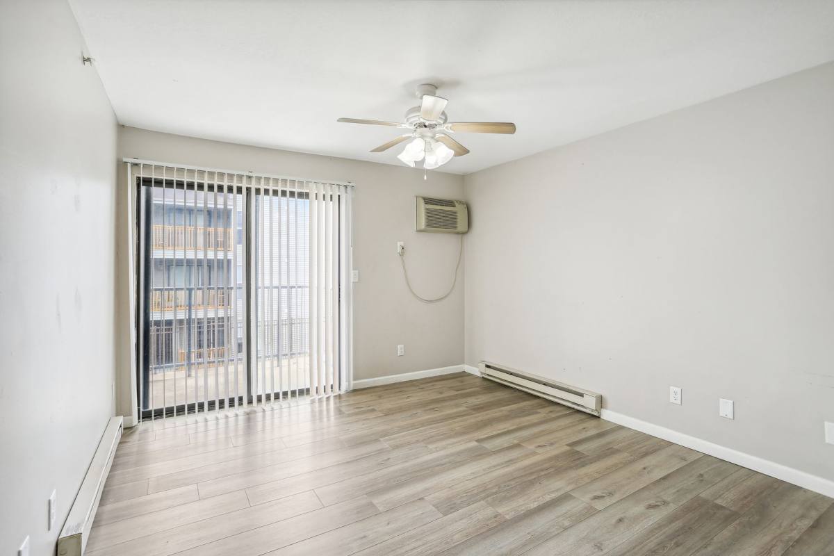 Apartment for rent at 2403 Highview Court, Champaign, IL 61822
