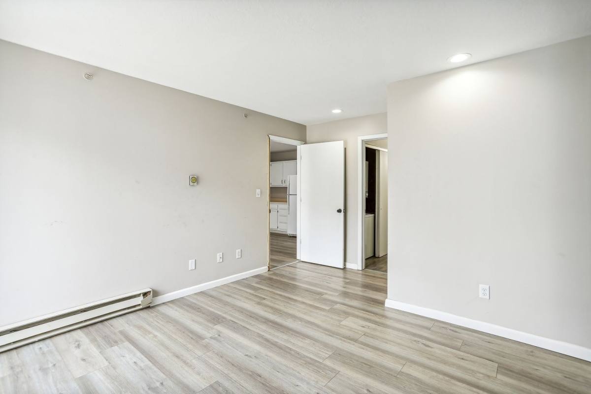 Apartment for rent at 2403 Highview Court, Champaign, IL 61822