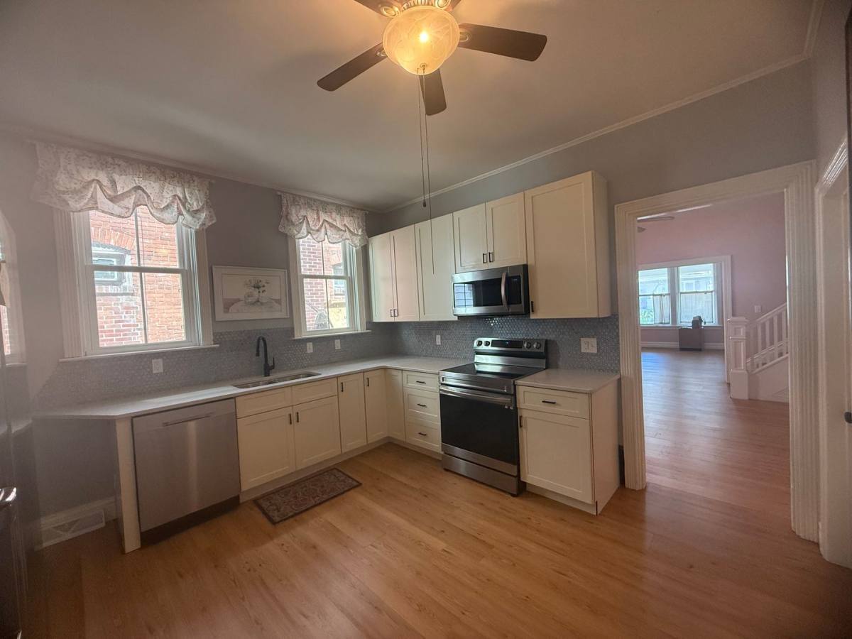 Townhouse for rent at 630 N W St, Carlisle, PA 17013