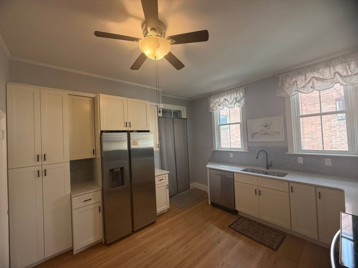 Townhouse for rent at 630 N W St, Carlisle, PA 17013