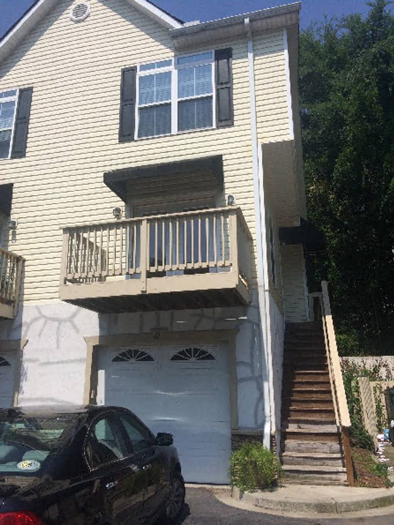 Apartment for rent at 103-9 Pickens St, Clemson, SC 29631