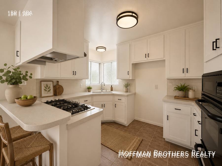 Apartment for rent at 214 E Hazel St #4, Inglewood, CA 90302