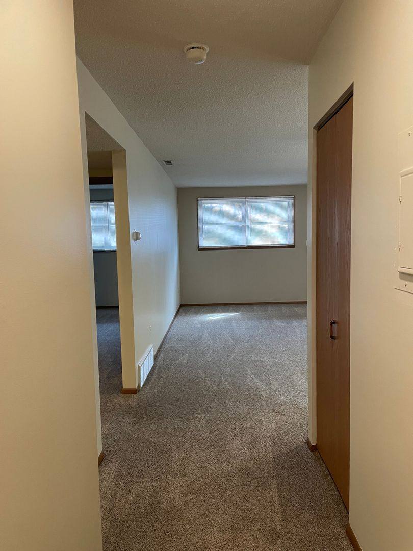 Apartment for rent at 181 Maplewood Dr, Cortland, OH 44410