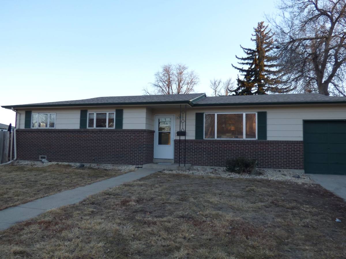 House for rent at 11 Denise Place, Longmont, CO 80501