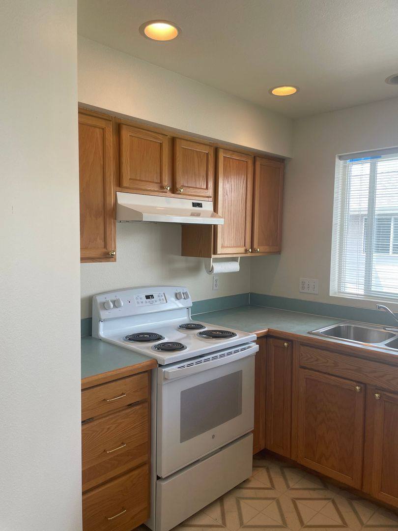 Apartment for rent at 3928 Rucker Ave, Everett, WA 98201