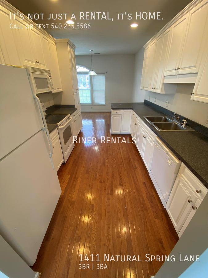 Townhouse for rent at 1411 Natural Spring Lane, Harrisonburg, VA 22801