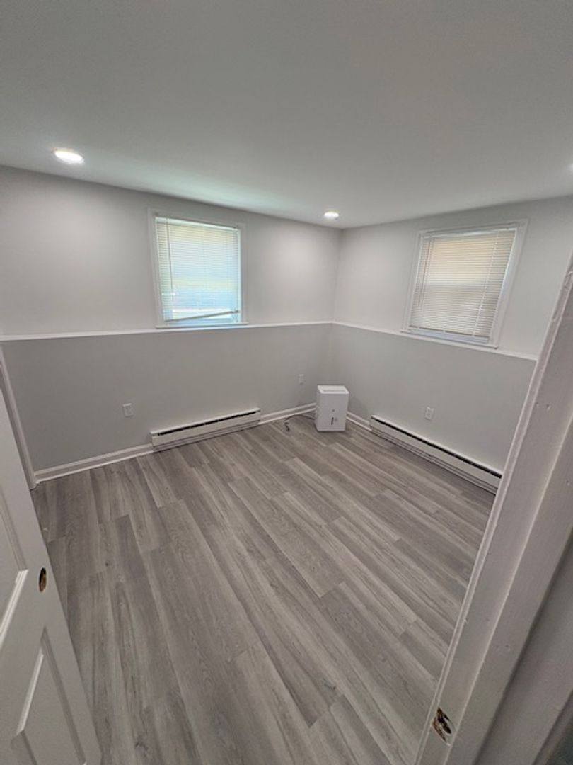 Apartment for rent at 11 Foote Rd #5, Burlington, CT 06013