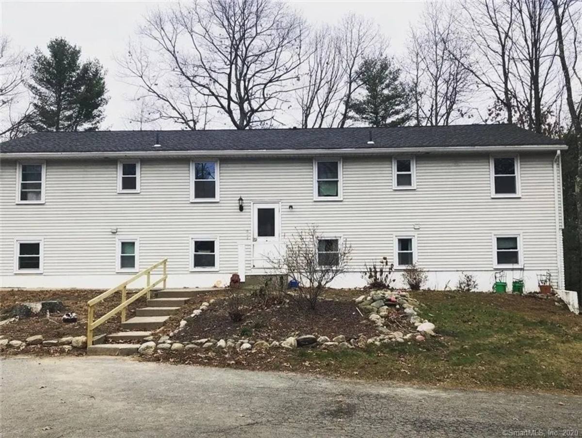 Apartment for rent at 11 Foote Rd #5, Burlington, CT 06013