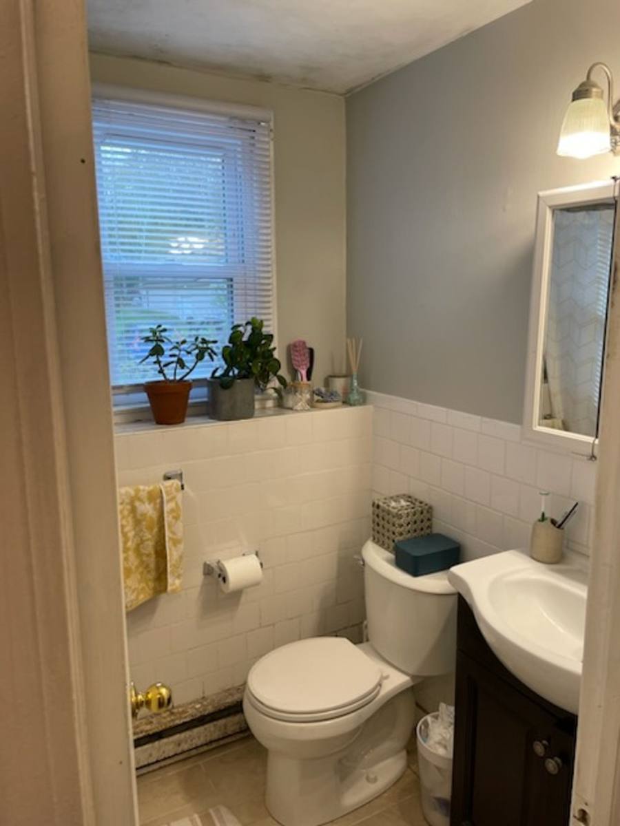 Apartment for rent at 11 Foote Rd #5, Burlington, CT 06013
