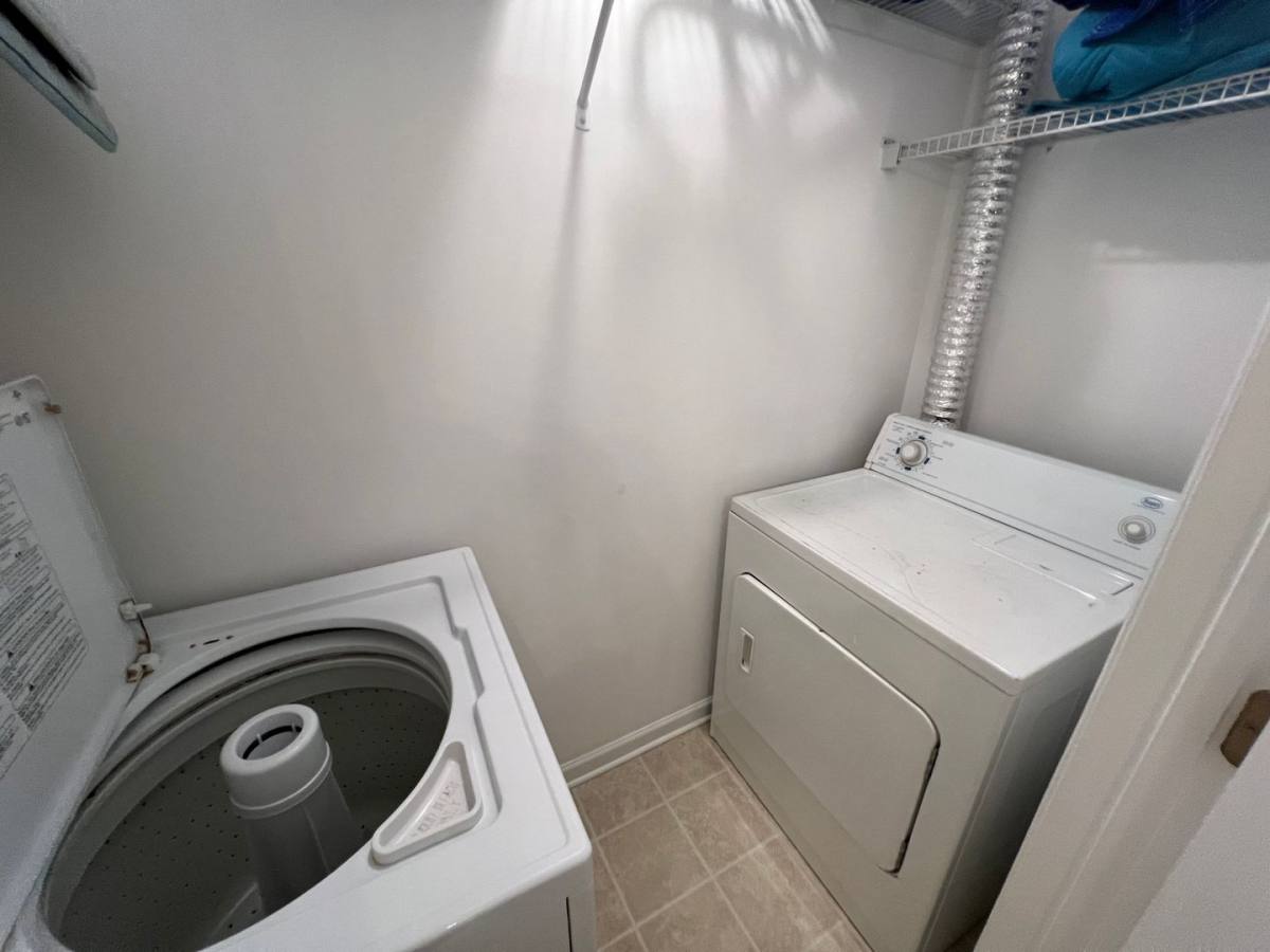 Townhouse for rent at 555 Tayrn Dr, Charleston, SC 29492